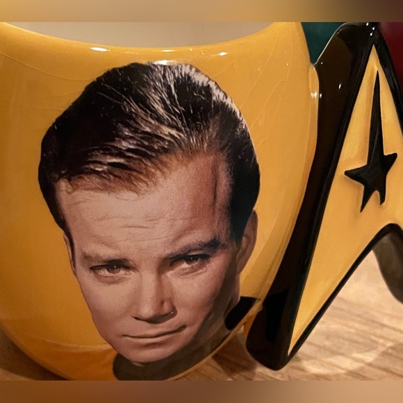 Star Trek Westland Yellow Mug Captain Kirk Collector Mug Y2K - Picture 1 of 11